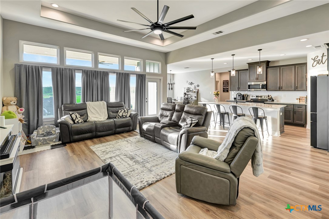220 Whitetail Lane