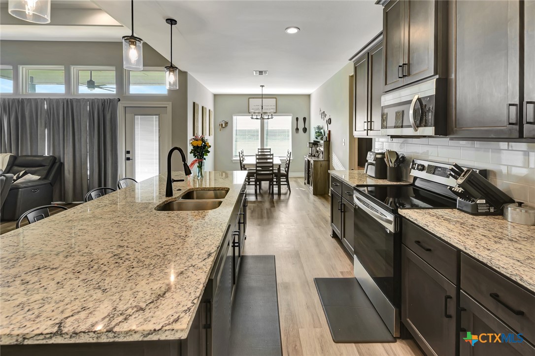 220 Whitetail Lane