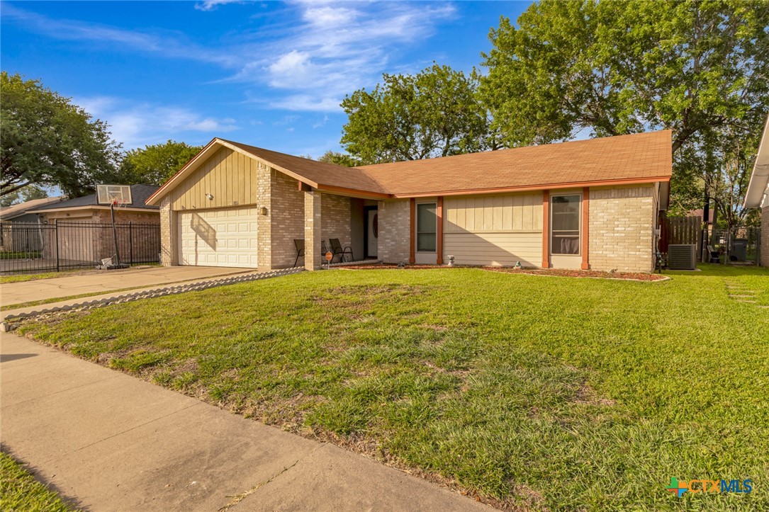 206 Fleetwood Drive