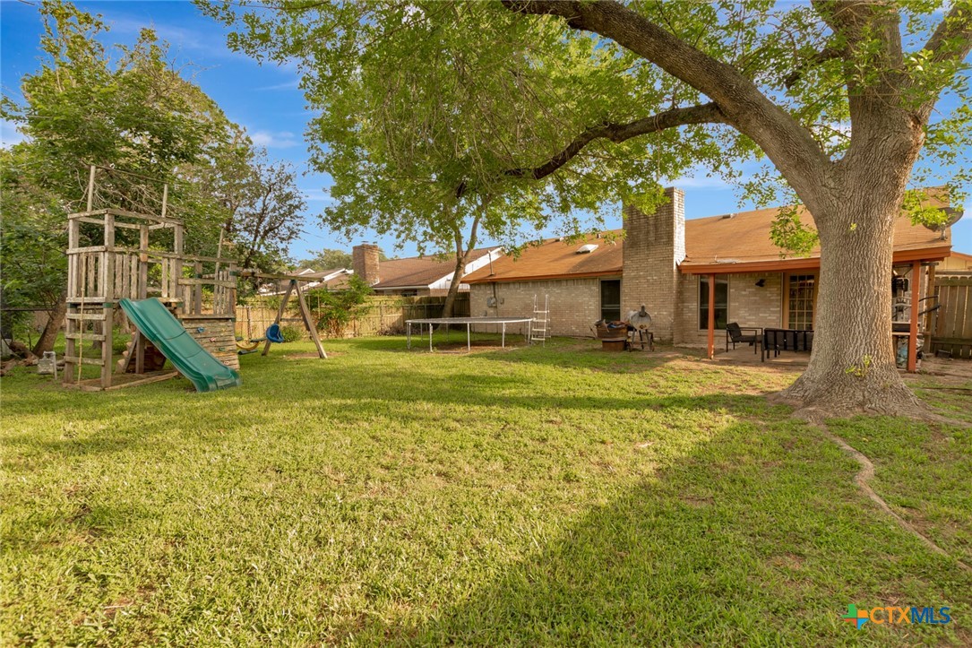 206 Fleetwood Drive