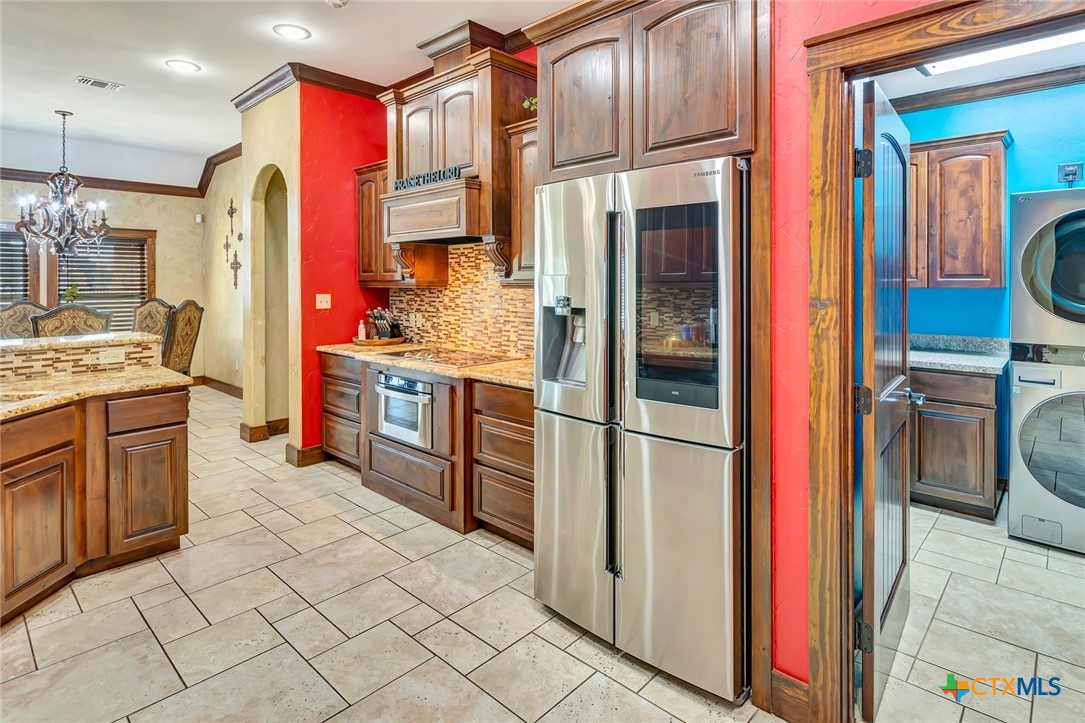 121 Spring Ridge