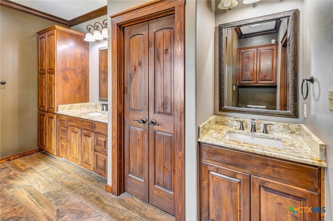 121 Spring Ridge