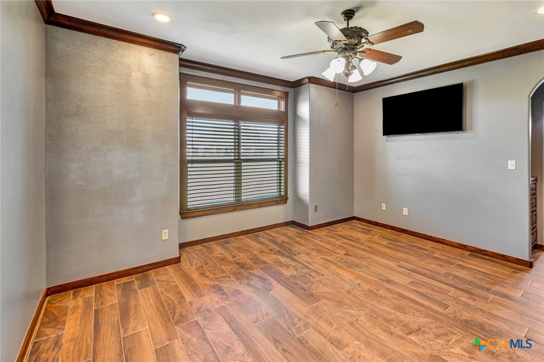 121 Spring Ridge