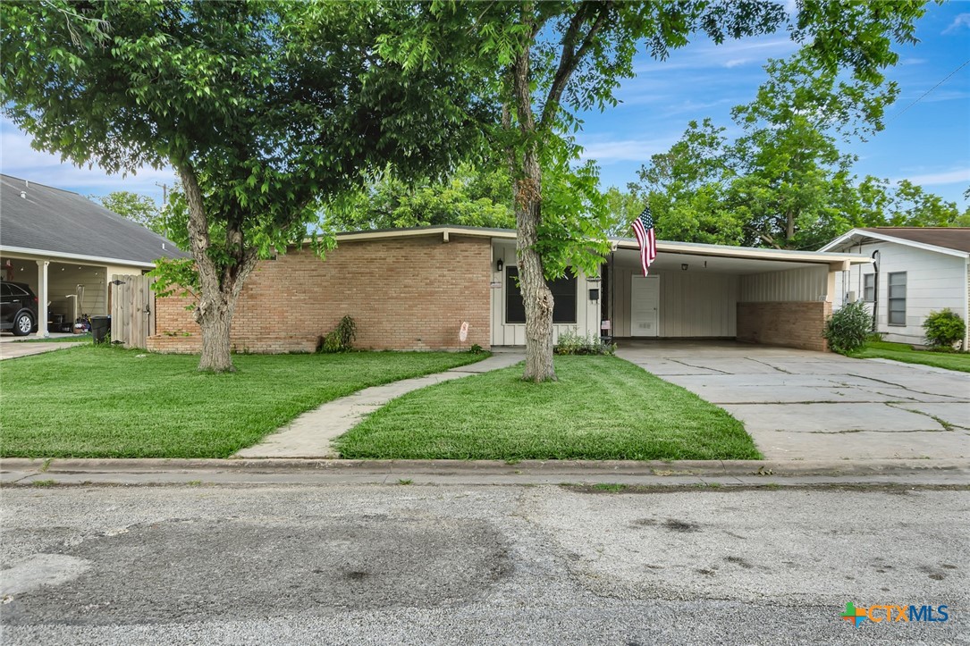 2301 E Walnut Ave