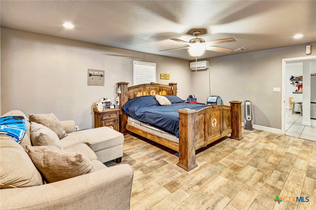1518 Bonham Dr.