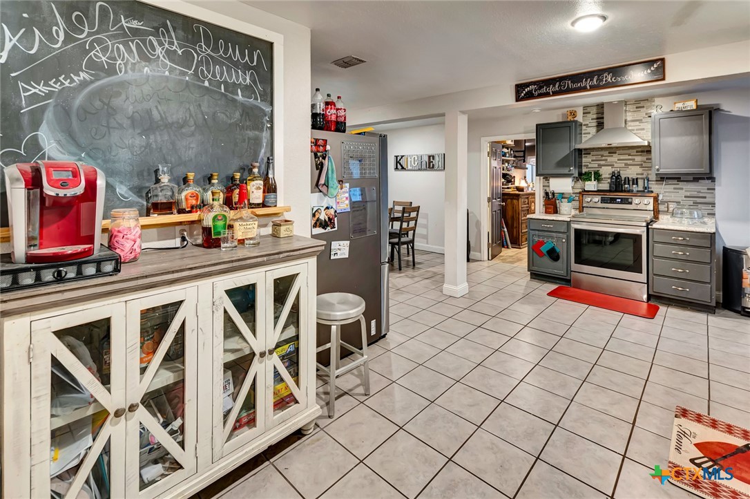 1518 Bonham Dr.