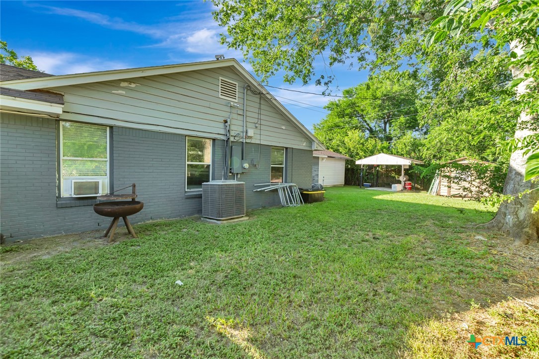 1518 Bonham Dr.