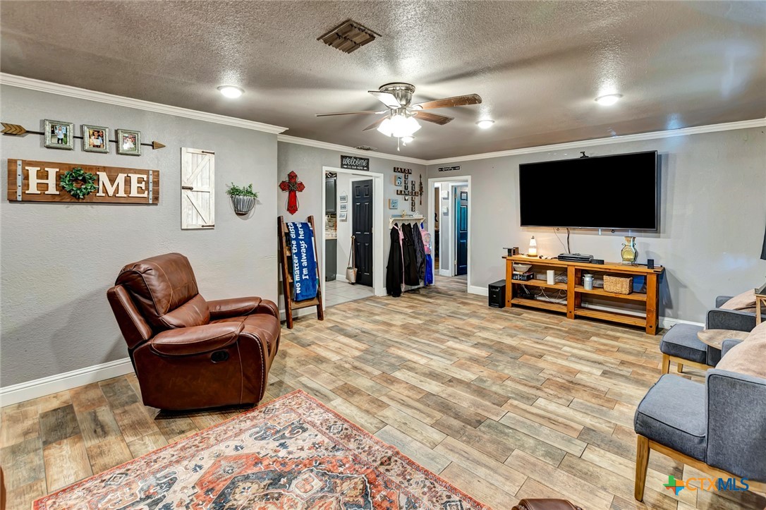 1518 Bonham Dr.