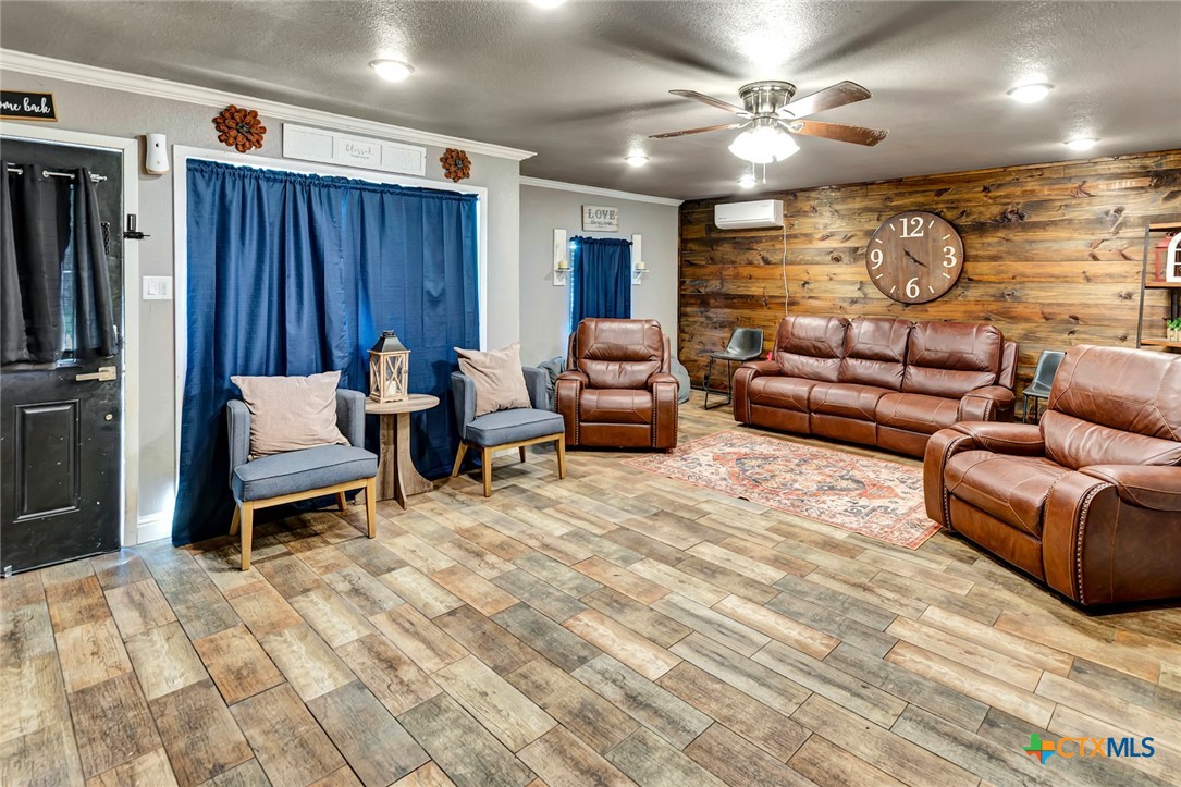 1518 Bonham Dr.