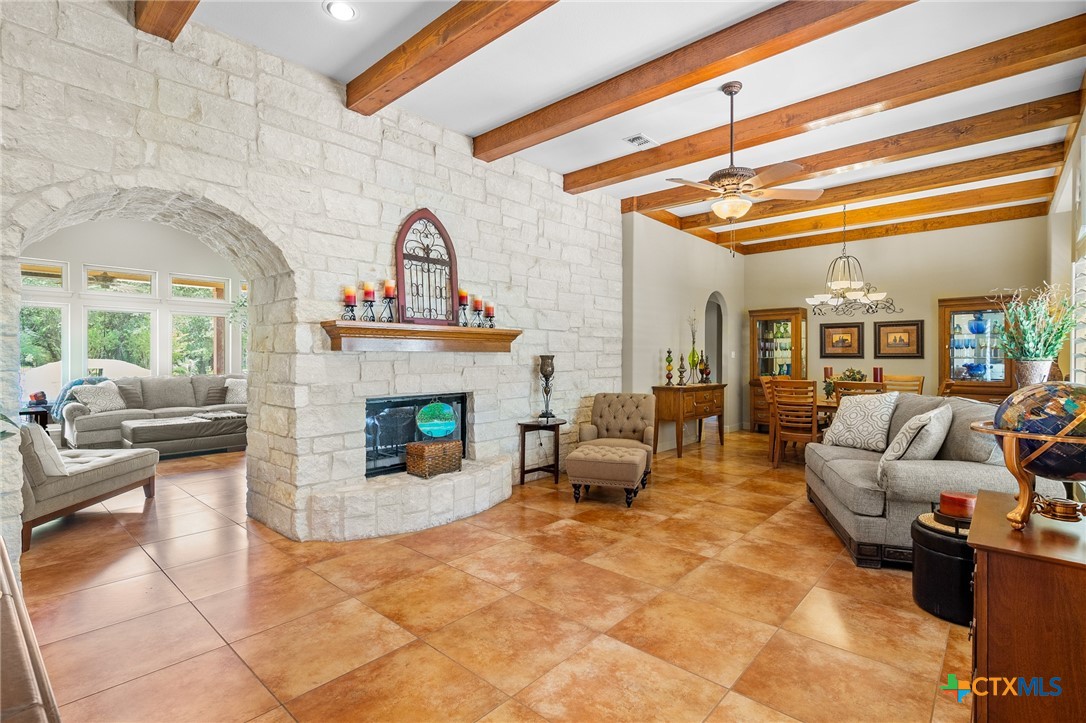 166 Post Oak Bend