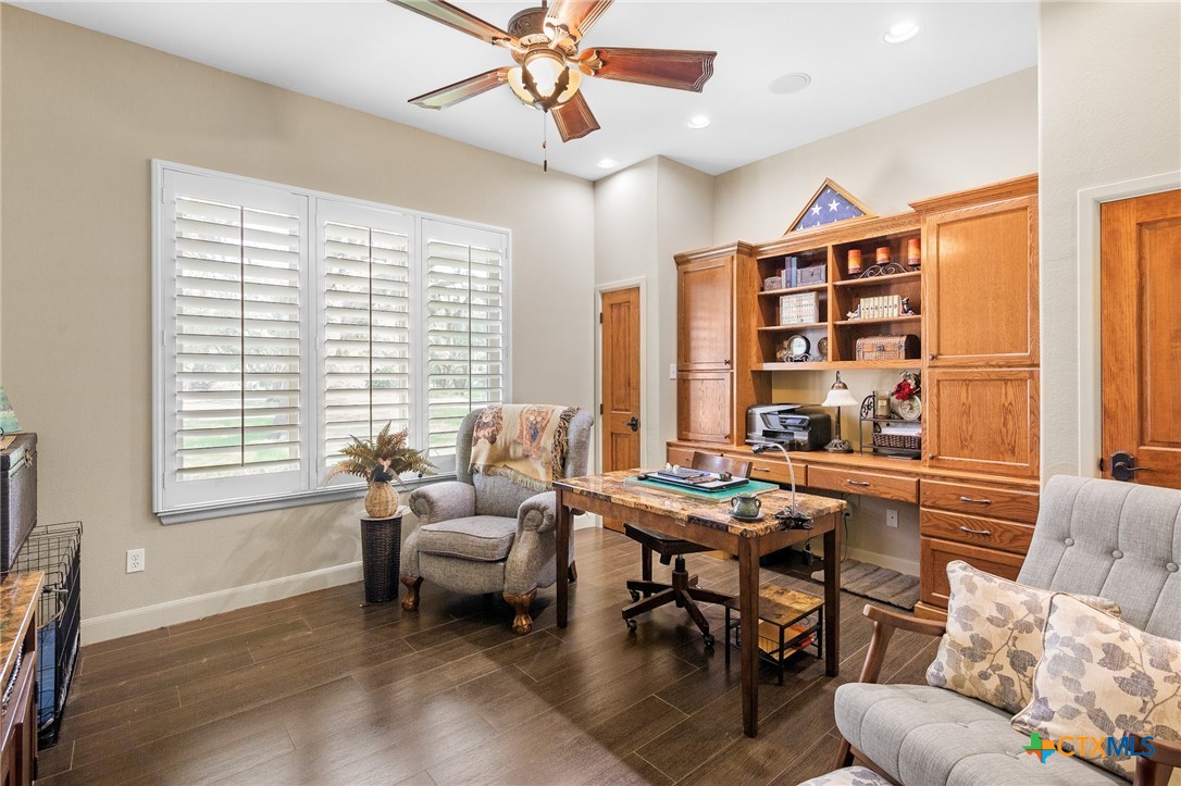 166 Post Oak Bend