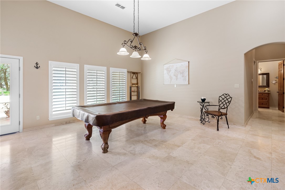 166 Post Oak Bend