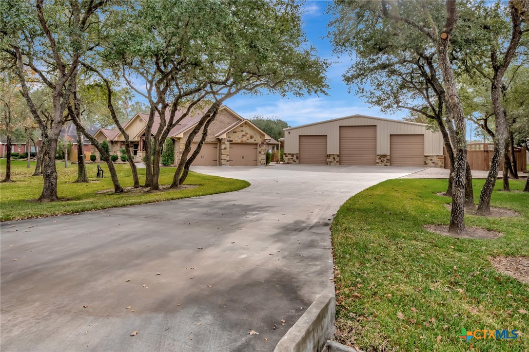 249 Post Oak Bend