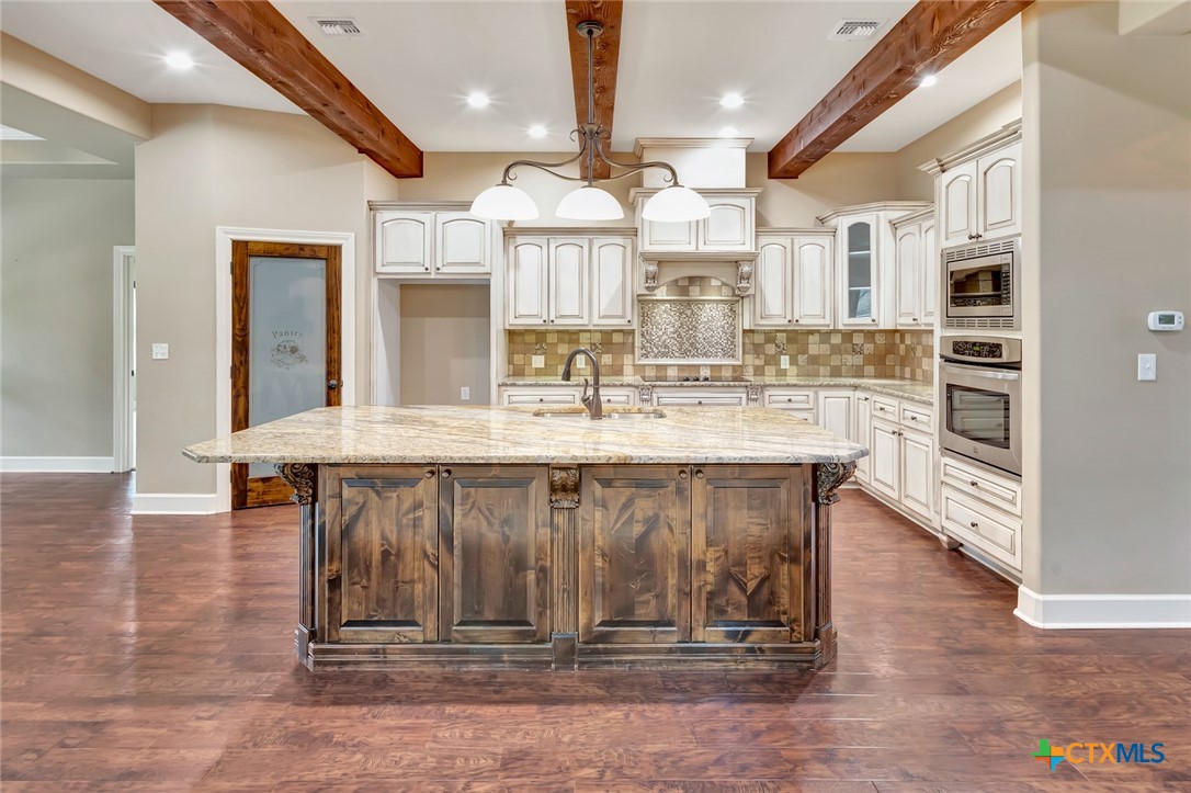 249 Post Oak Bend
