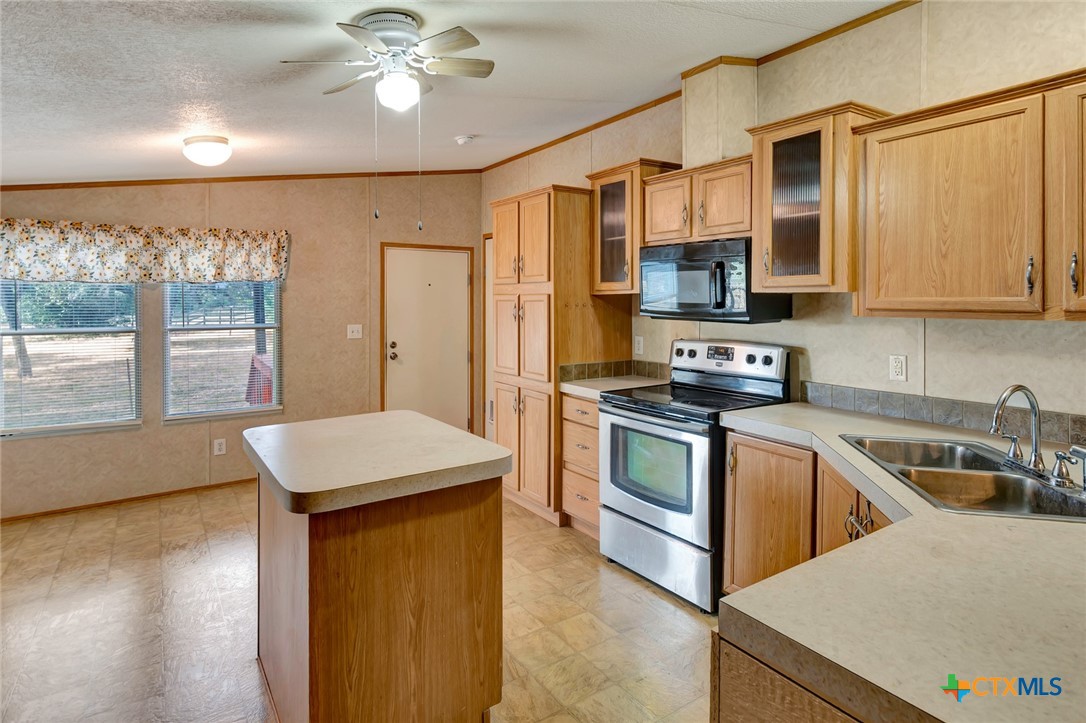 233 Ranch Road