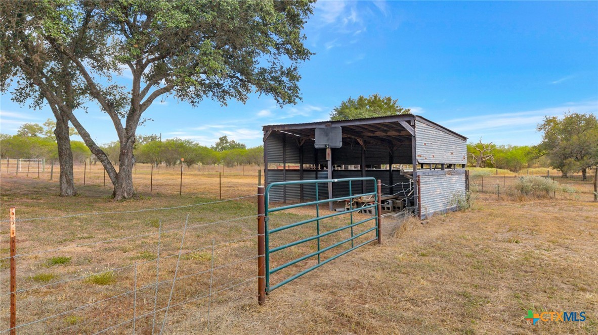 233 Ranch Road