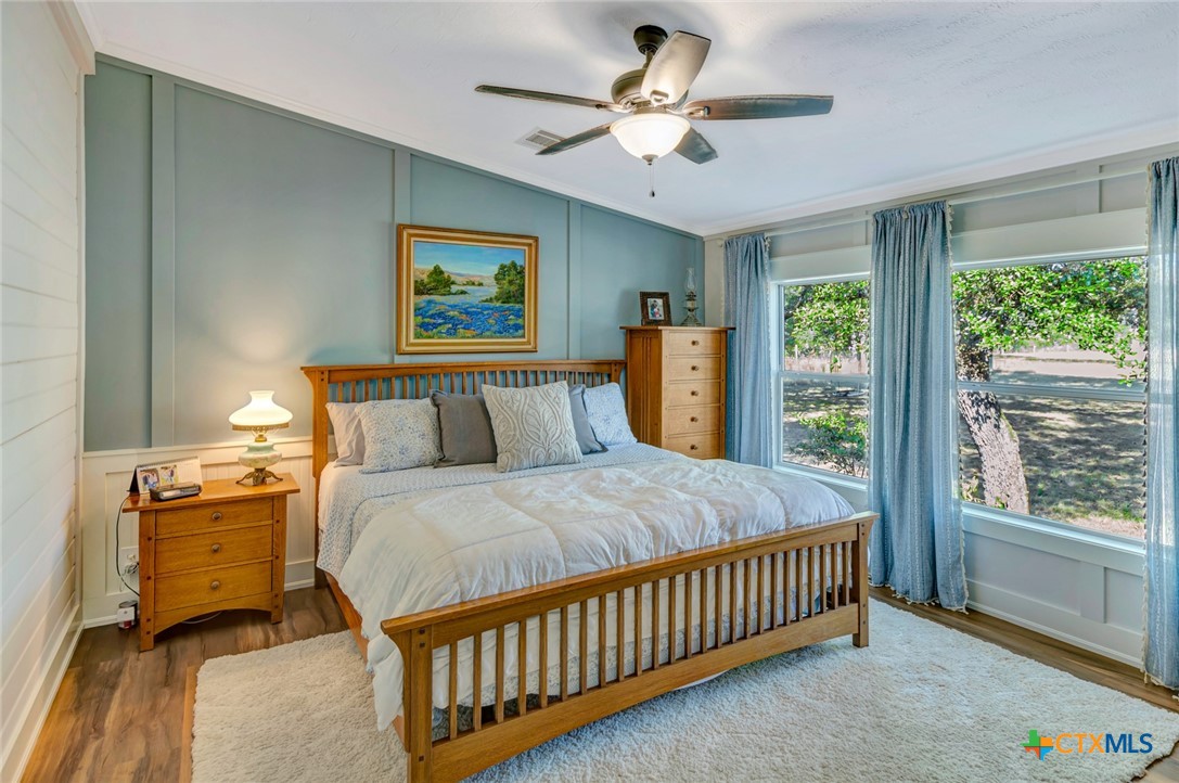 1079 Private Road 1051