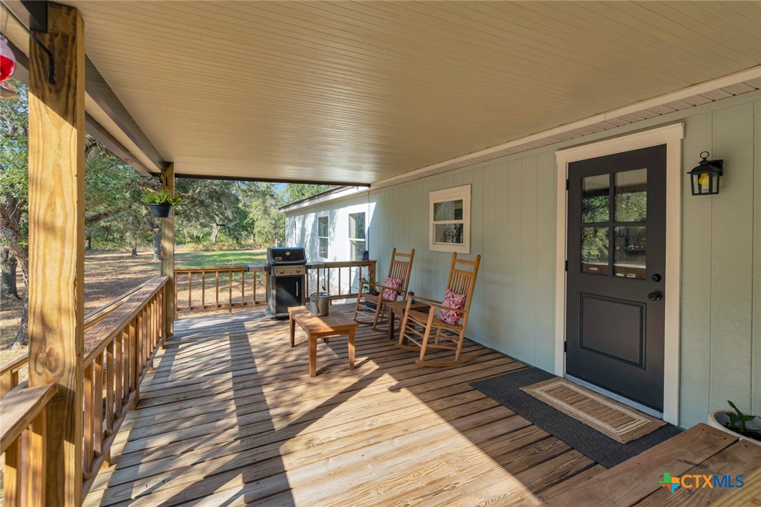 1079 Private Road 1051