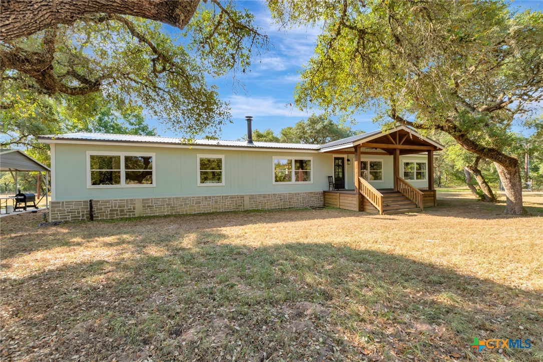 1079 Private Road 1051