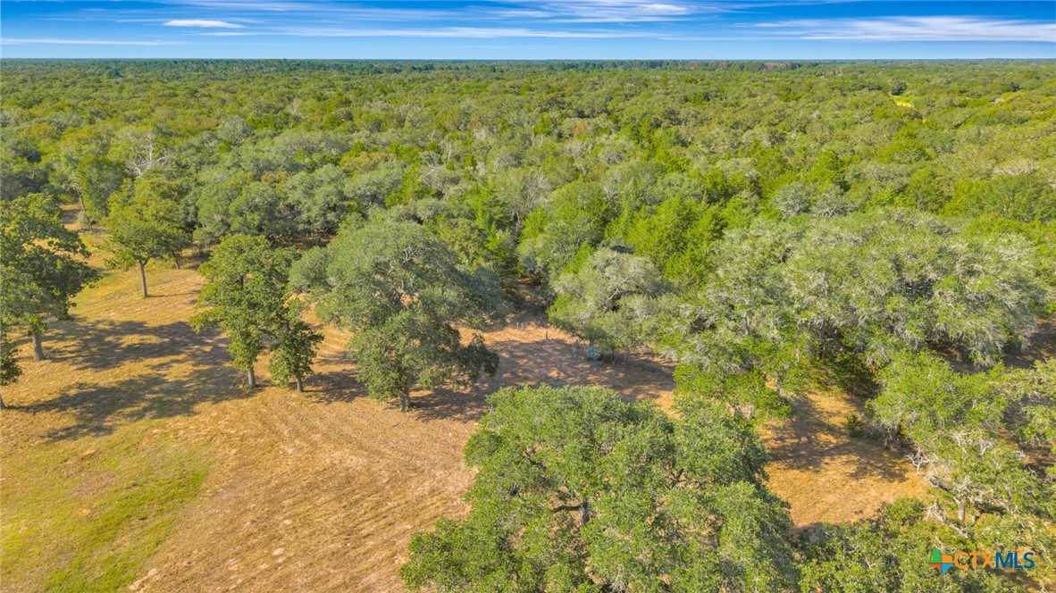 1079 Private Road 1051
