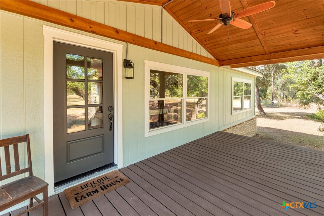 1079 Private Road 1051
