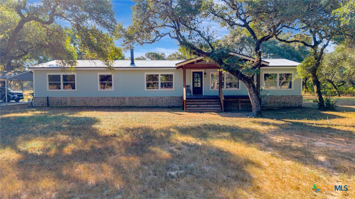 1079 Private Road 1051