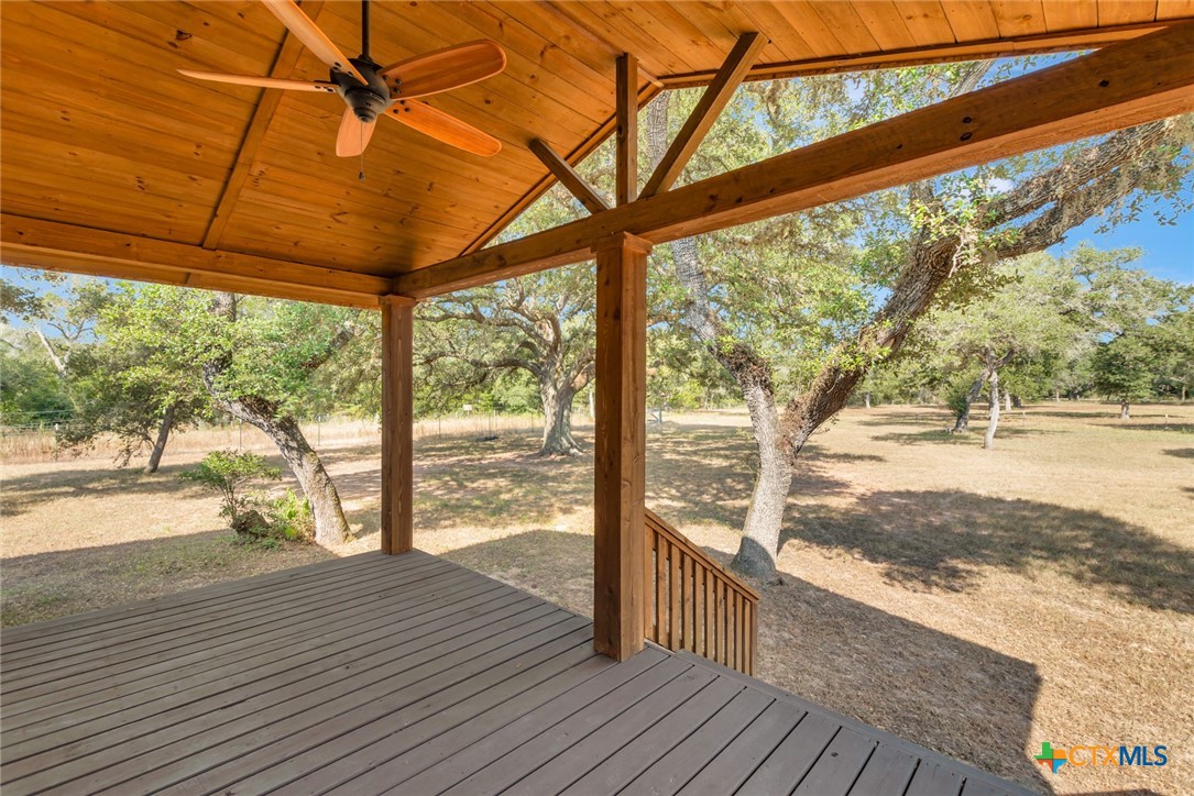 1079 Private Road 1051
