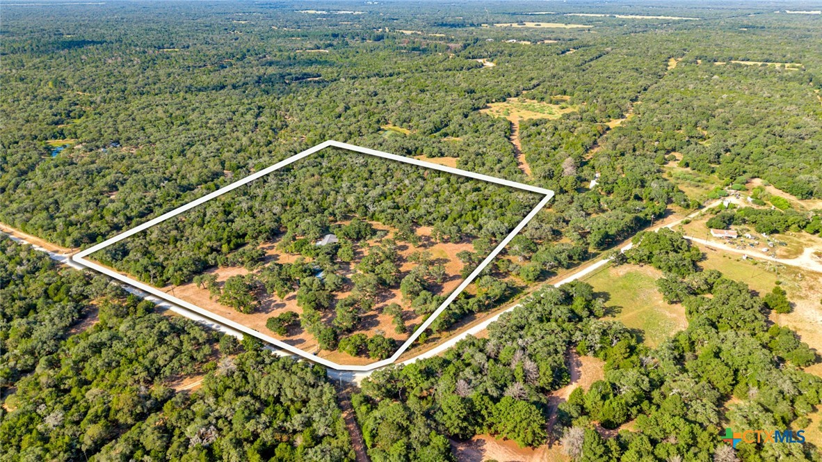 1079 Private Road 1051