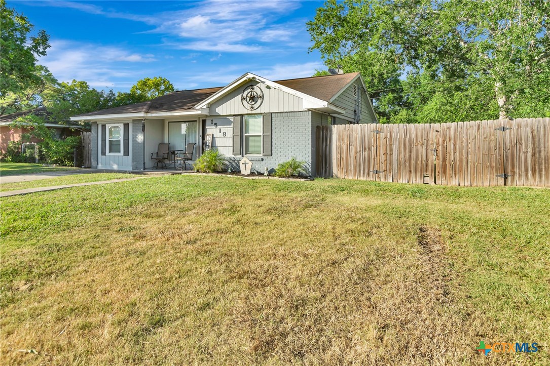 1518 Bonham Dr.