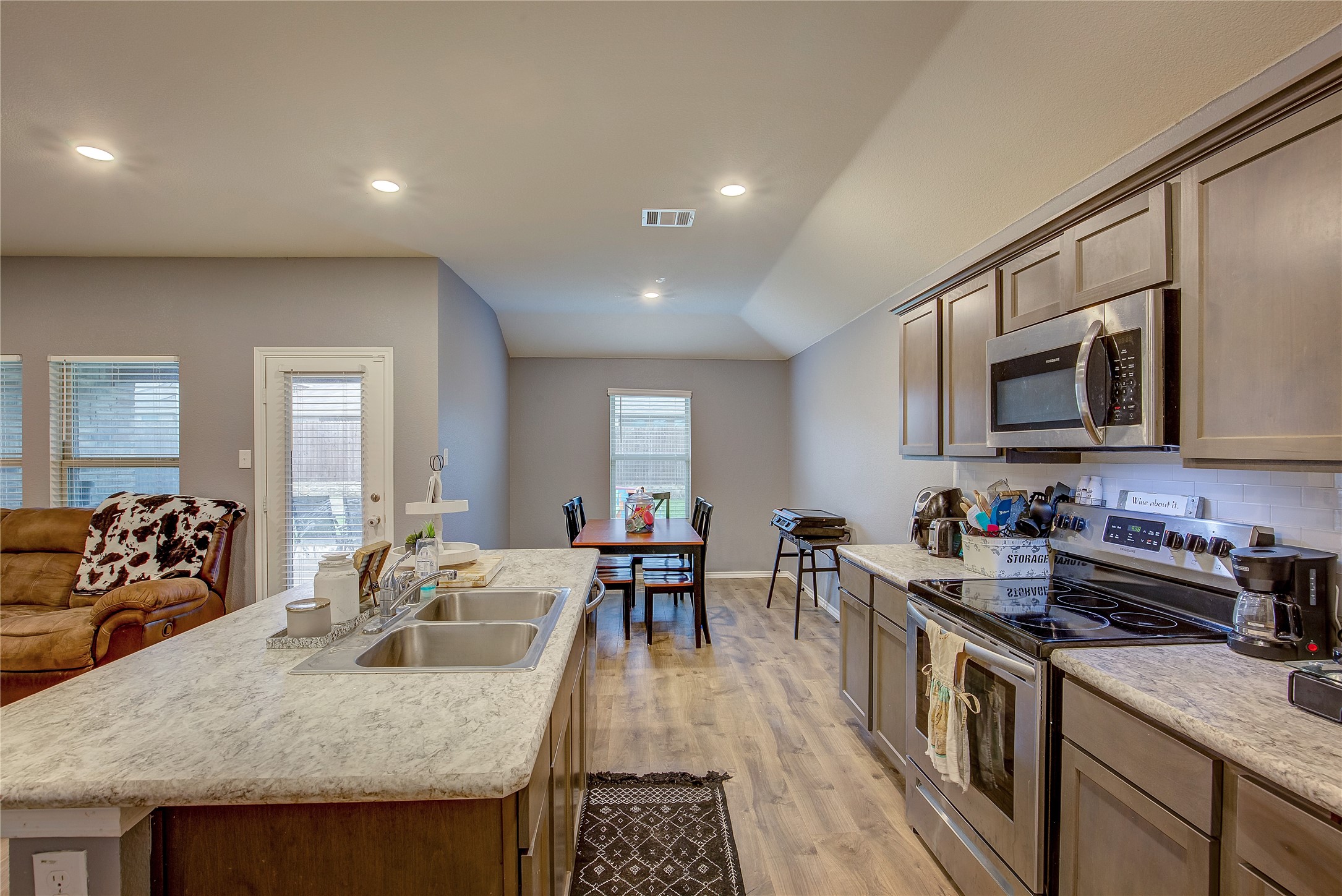 2124 Tulipwood Drive