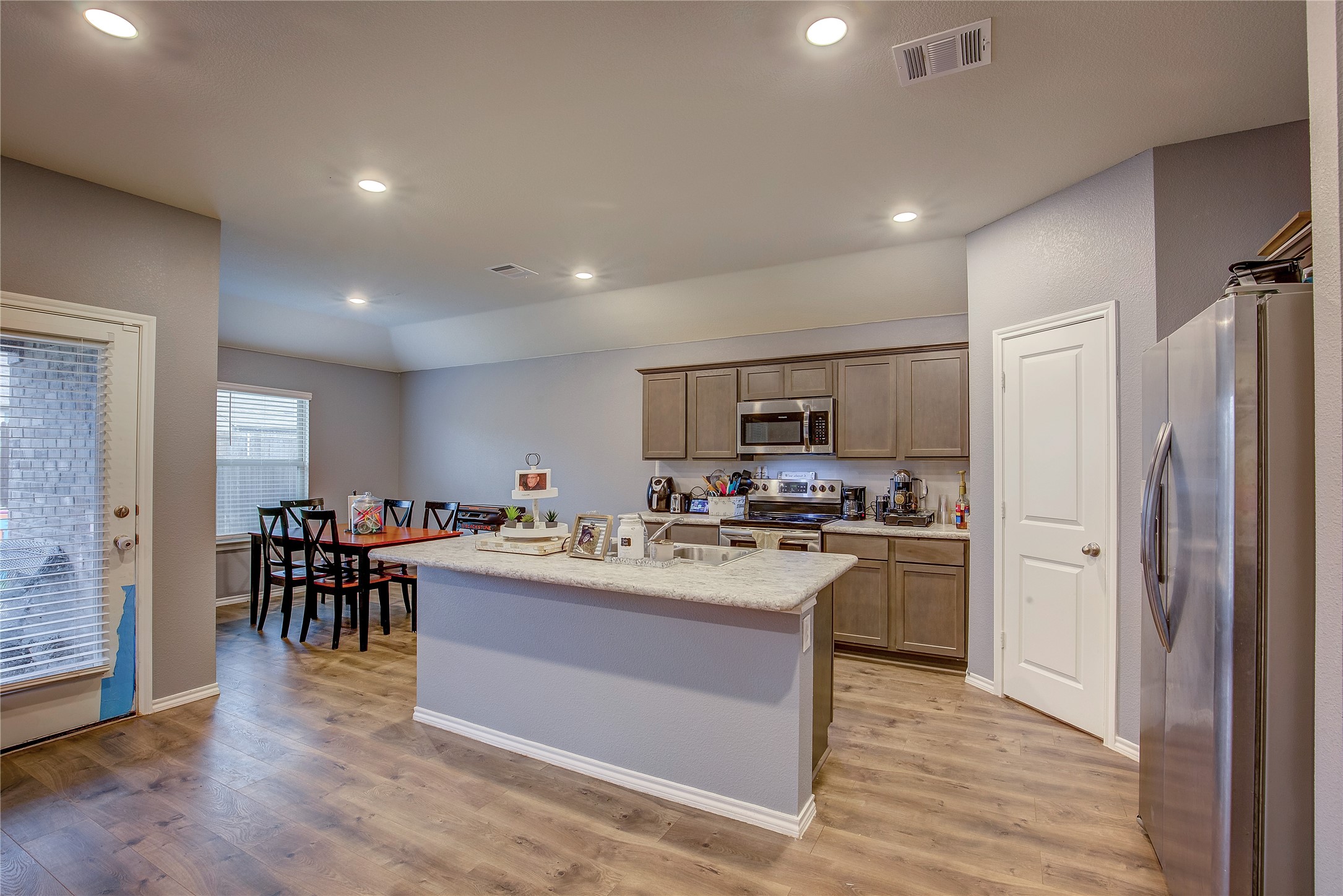 2124 Tulipwood Drive