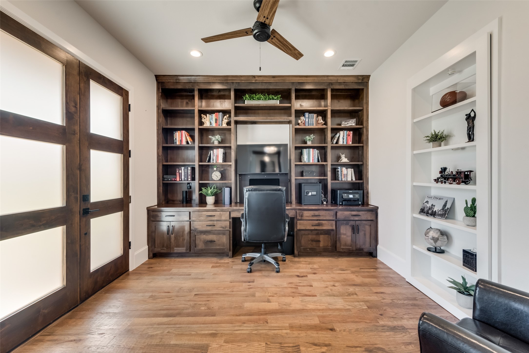 1108 Glen Abbey Court