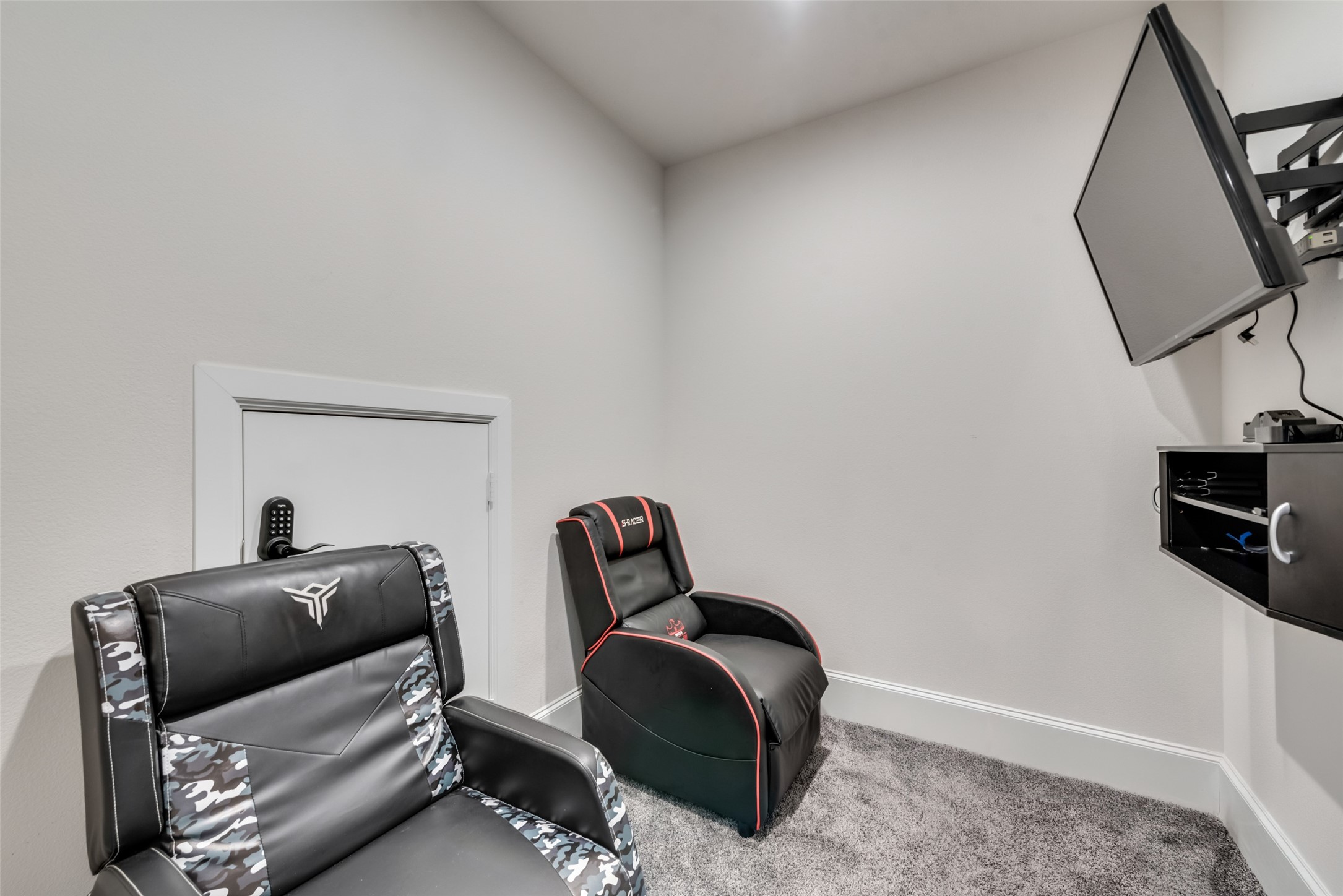 1108 Glen Abbey Court