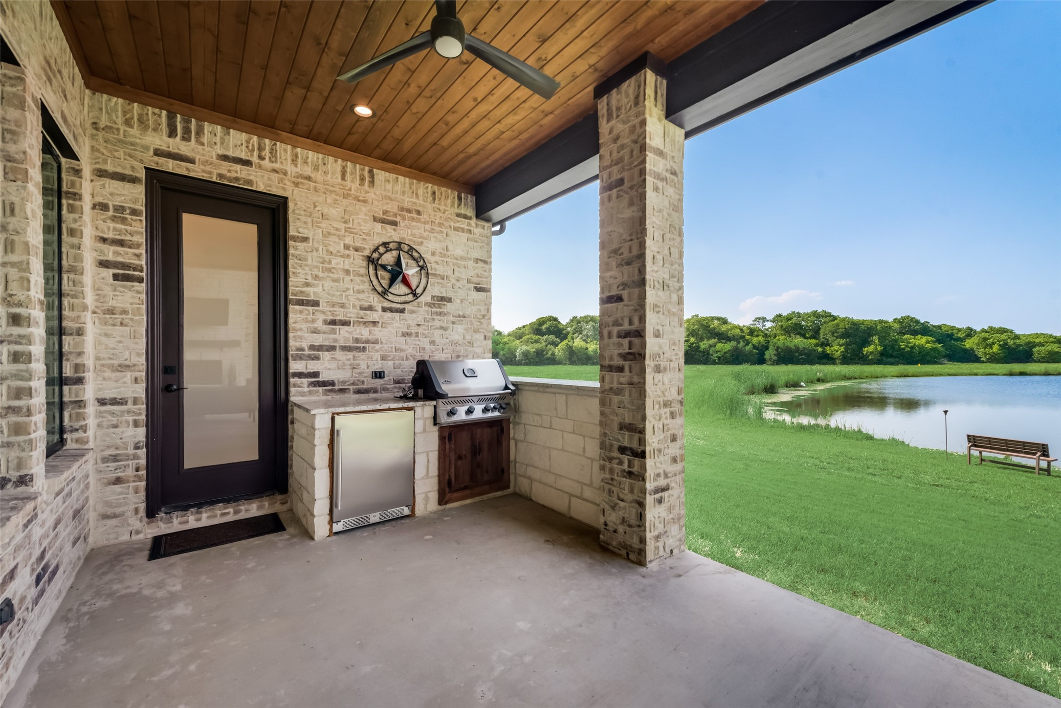 1108 Glen Abbey Court