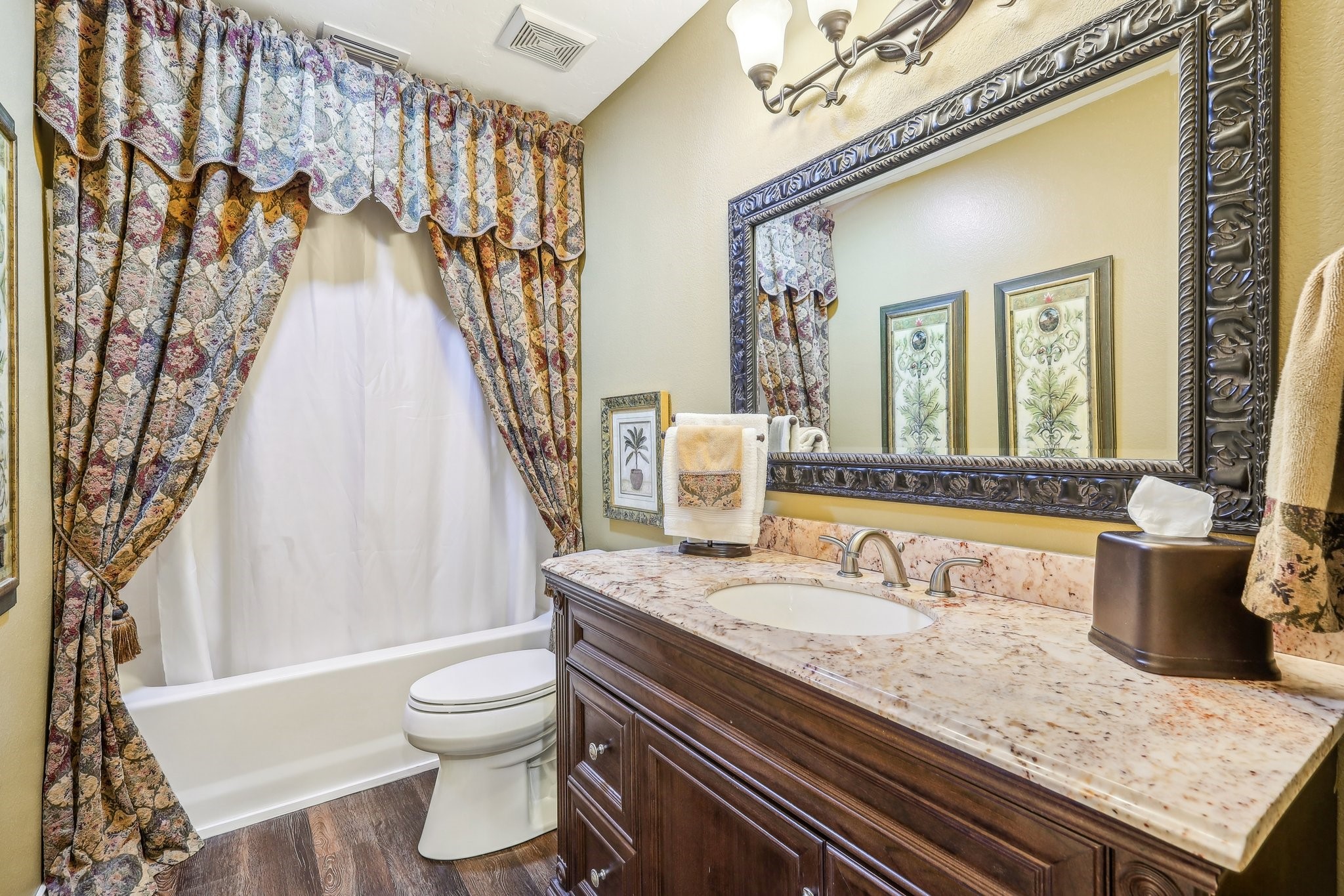 324 Williamsburg Drive