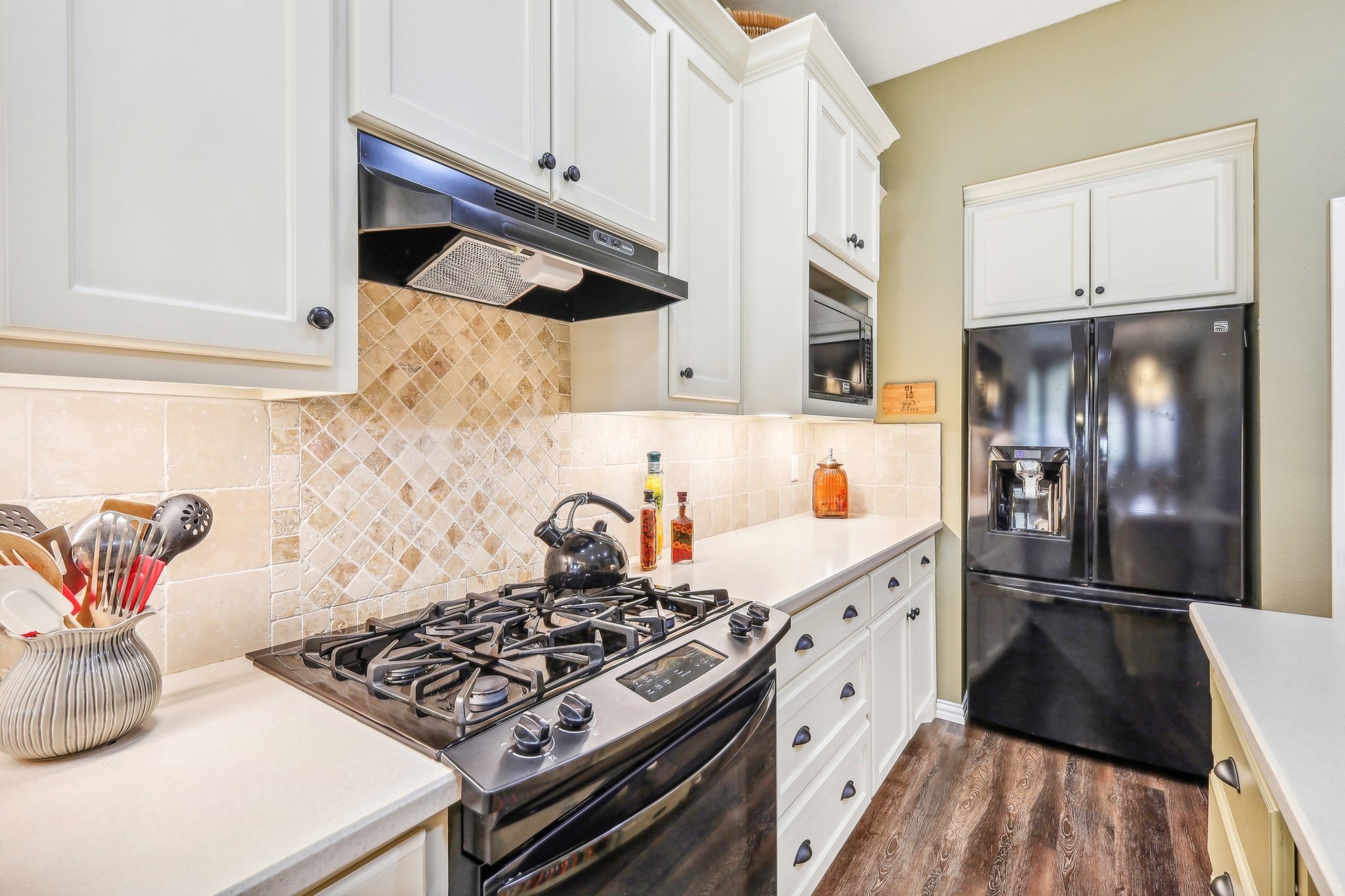 324 Williamsburg Drive