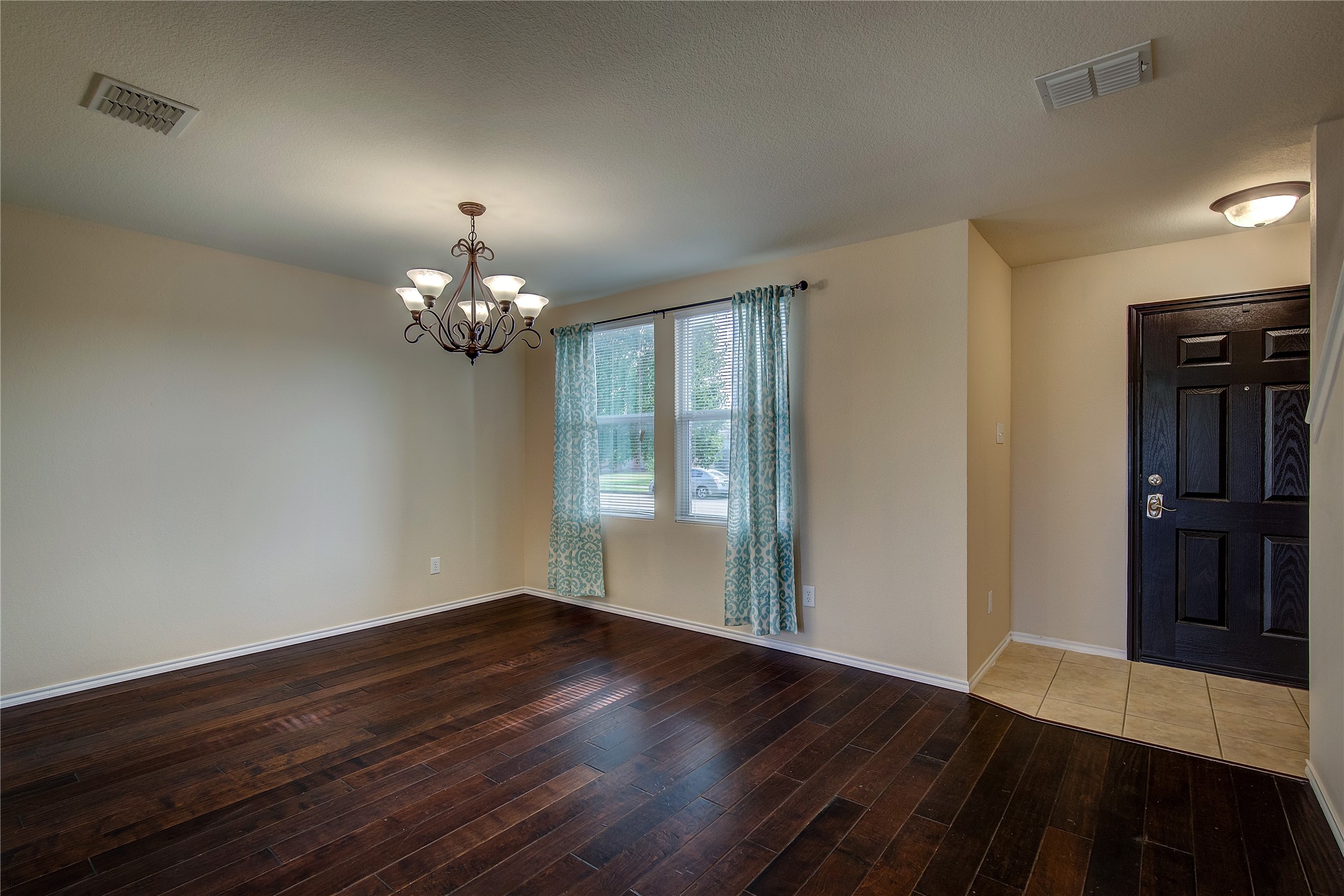 2805 Lake Terrace Drive