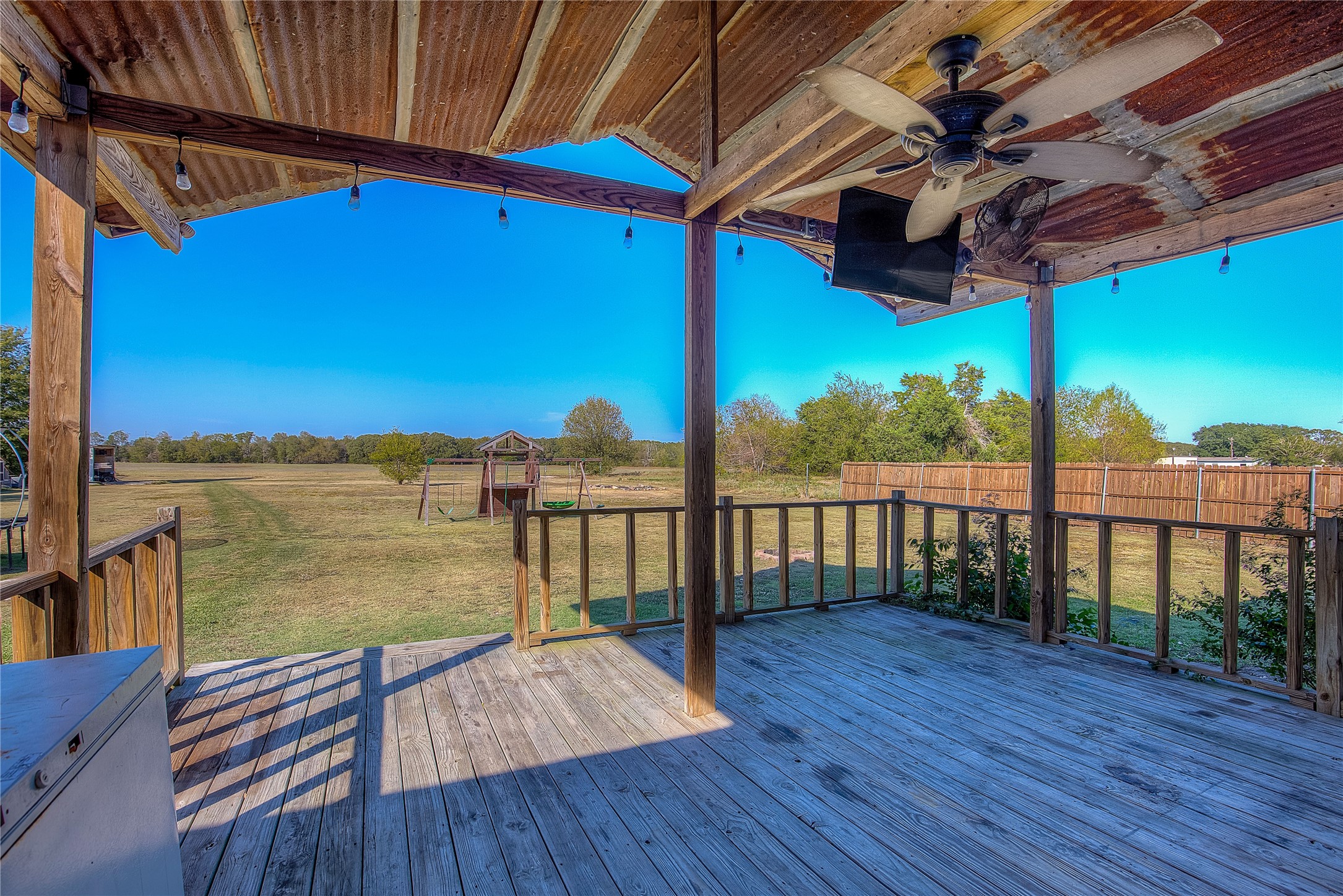 230 County Road 3318