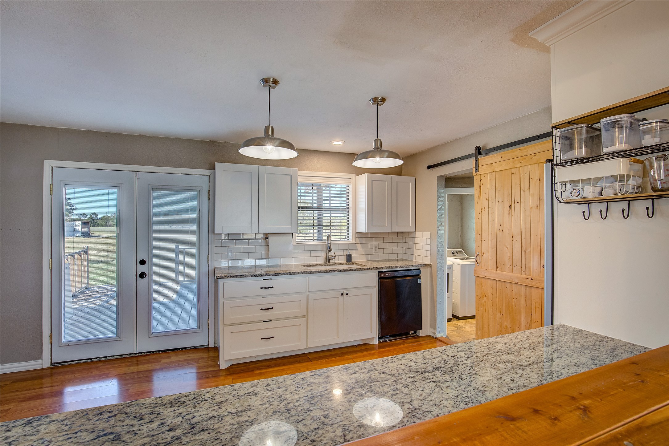 230 County Road 3318