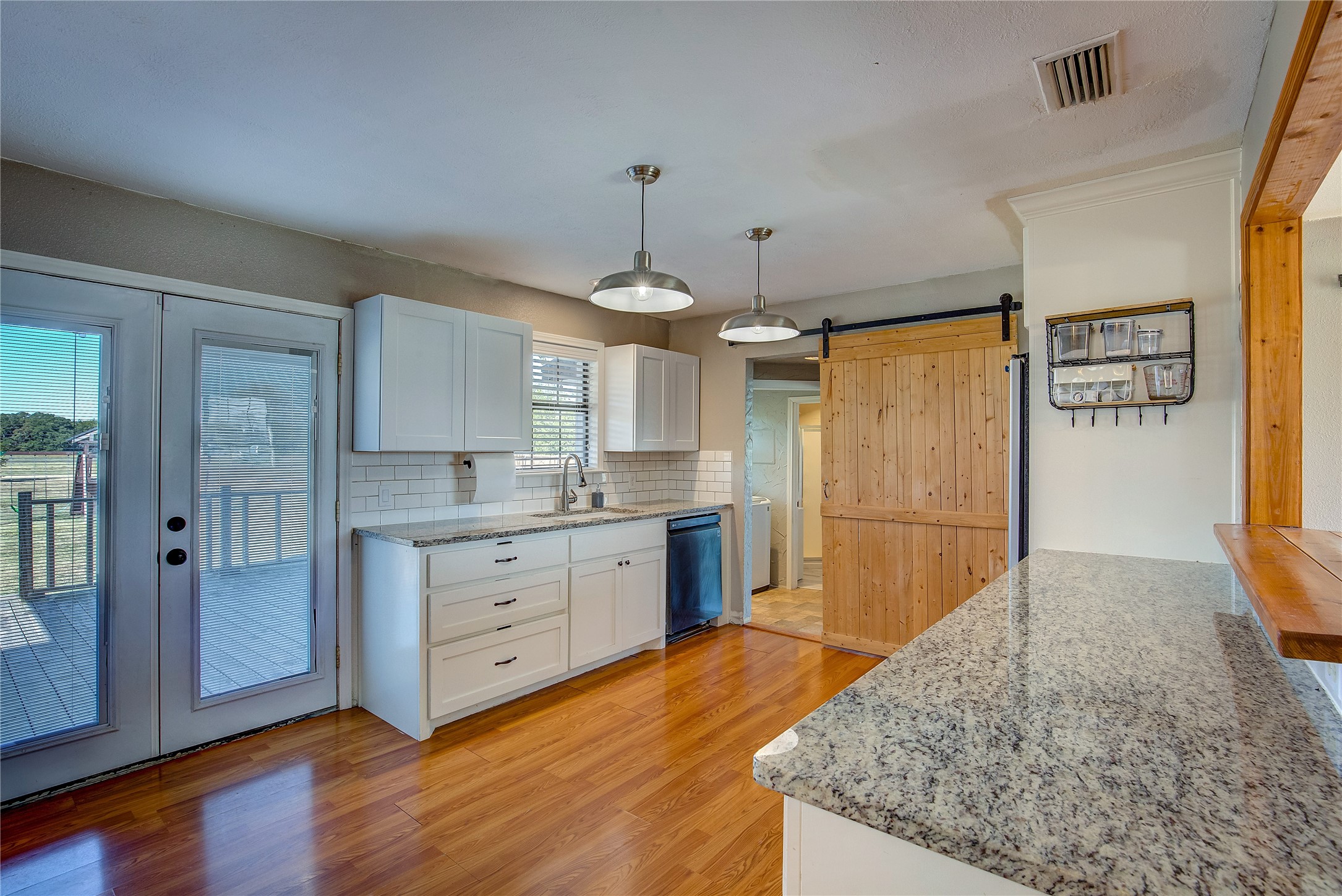 230 County Road 3318