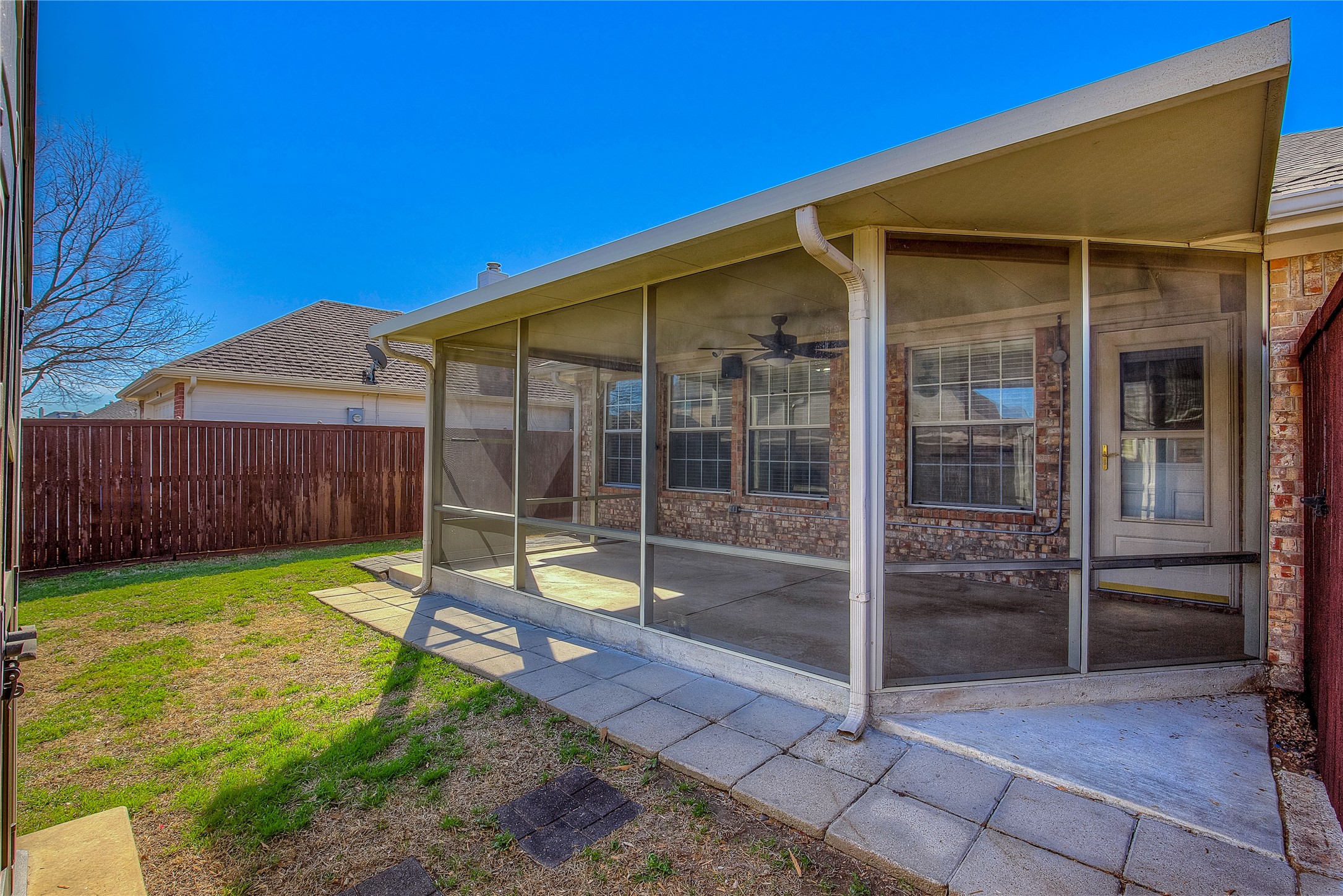 1231 Hillcrest Drive