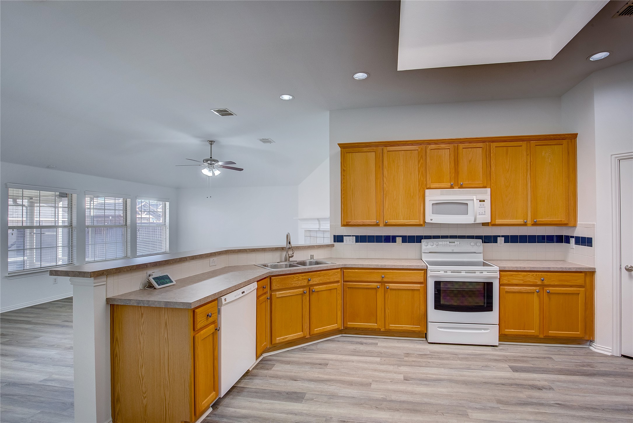 1231 Hillcrest Drive