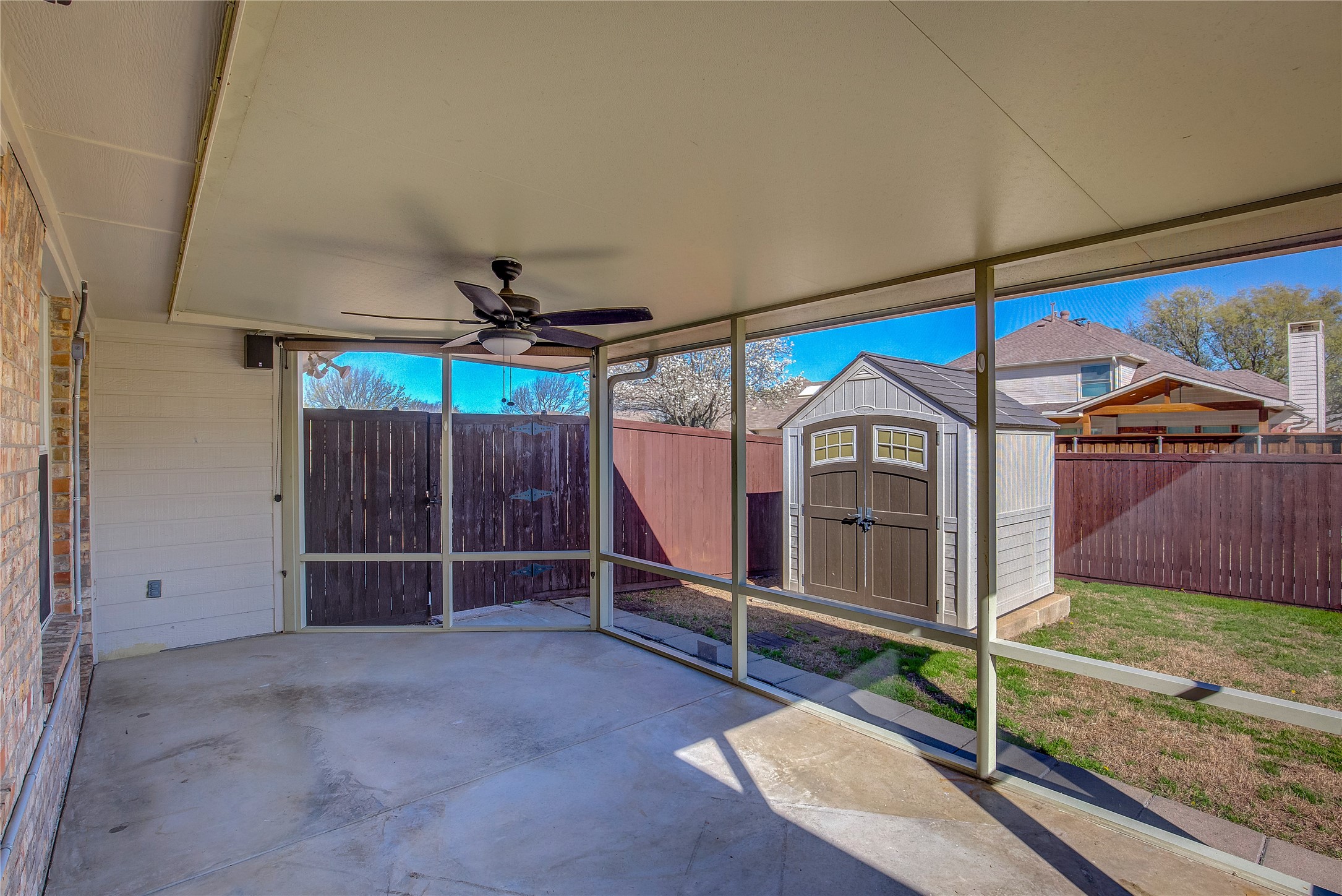 1231 Hillcrest Drive