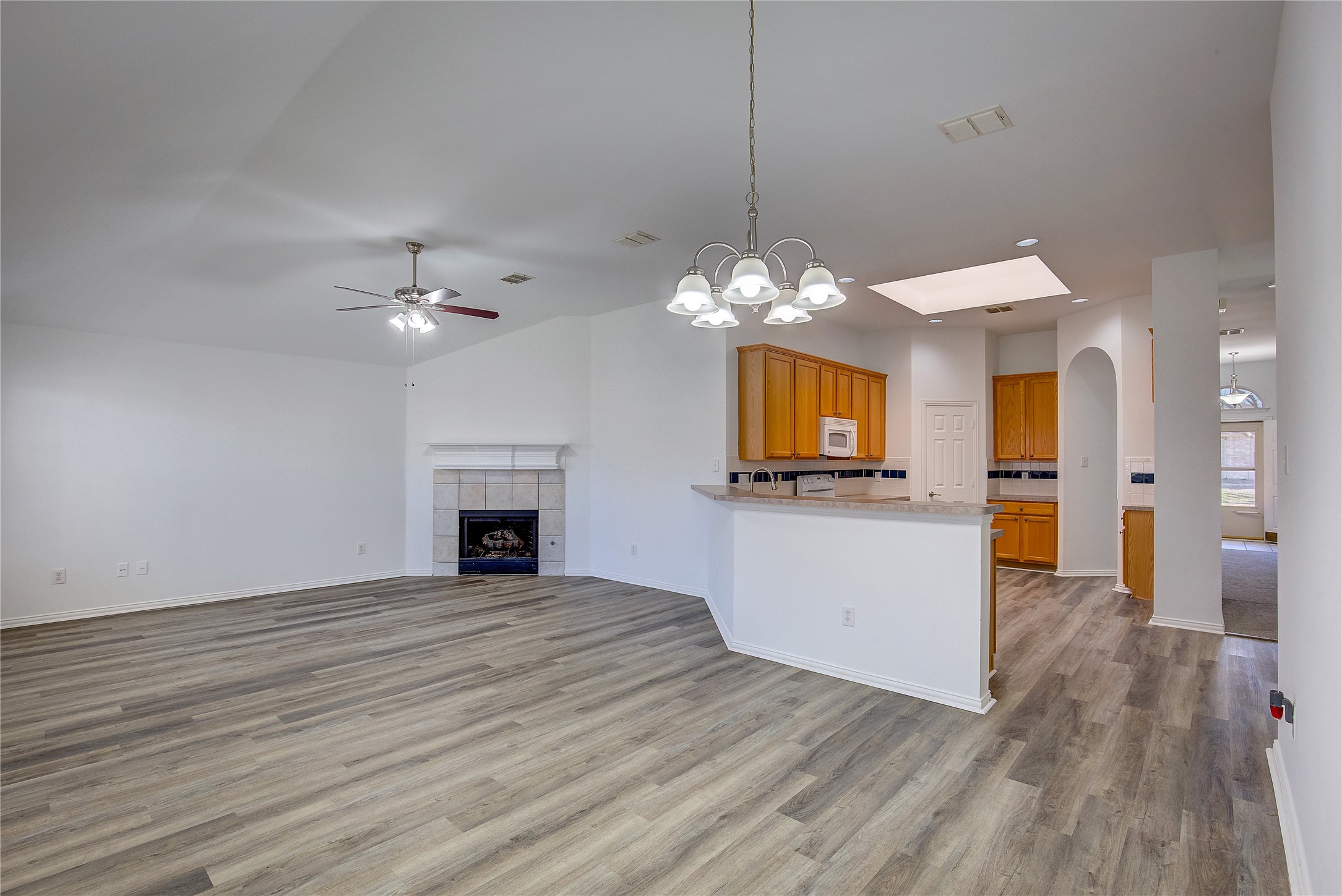 1231 Hillcrest Drive