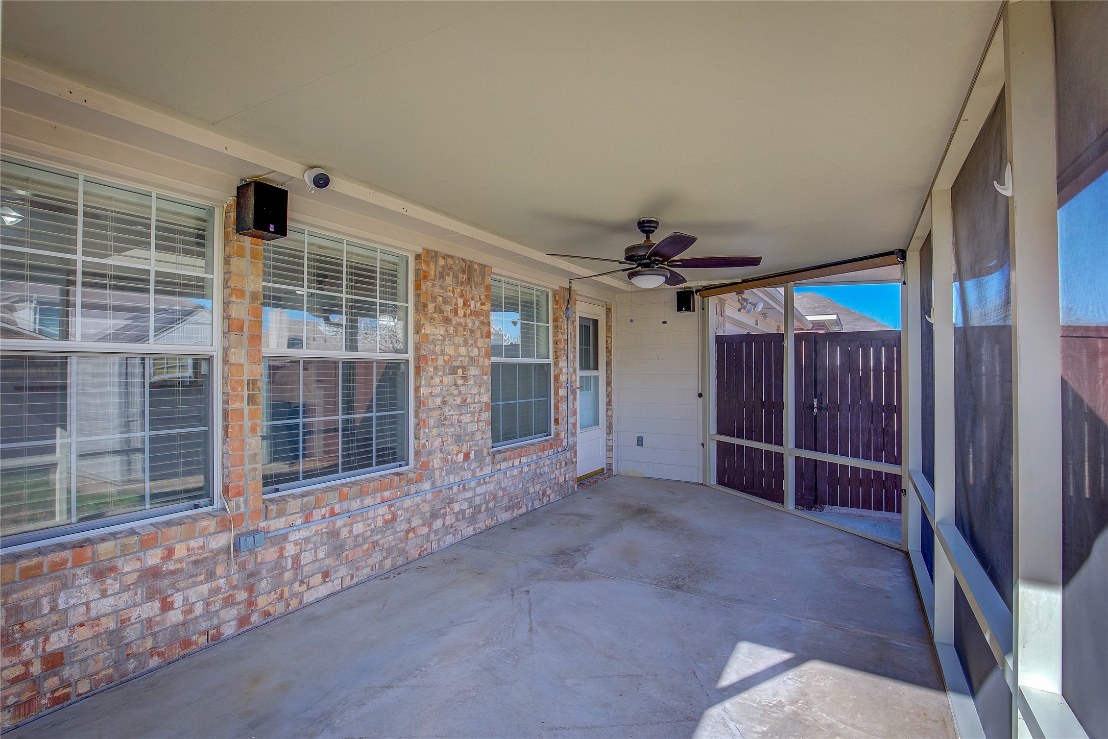 1231 Hillcrest Drive