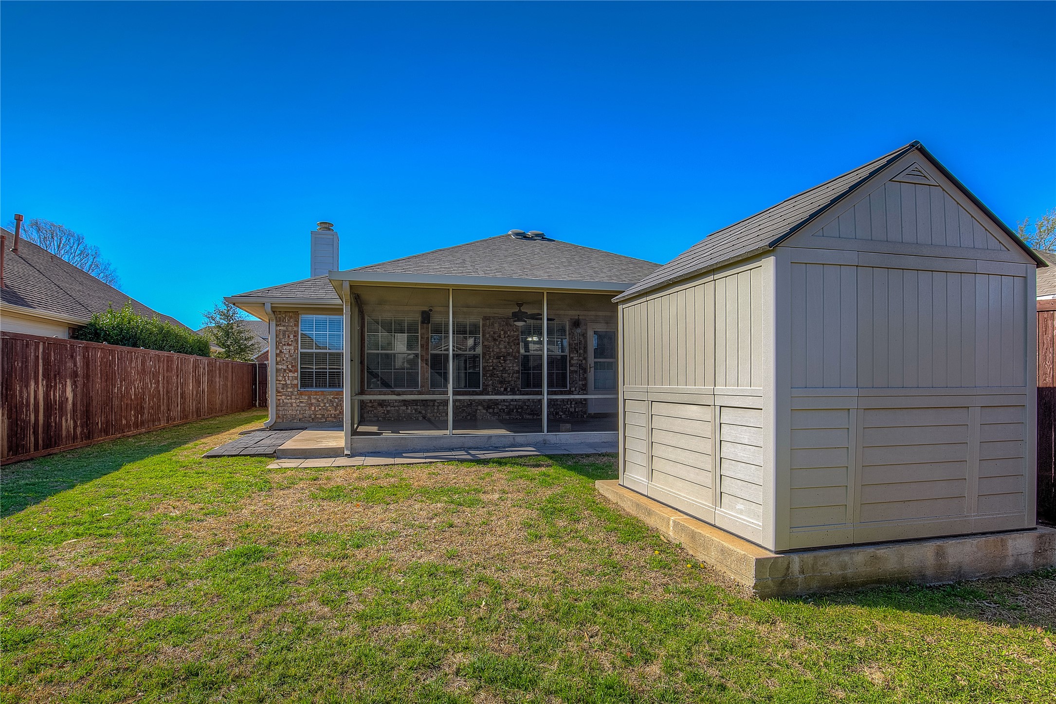 1231 Hillcrest Drive