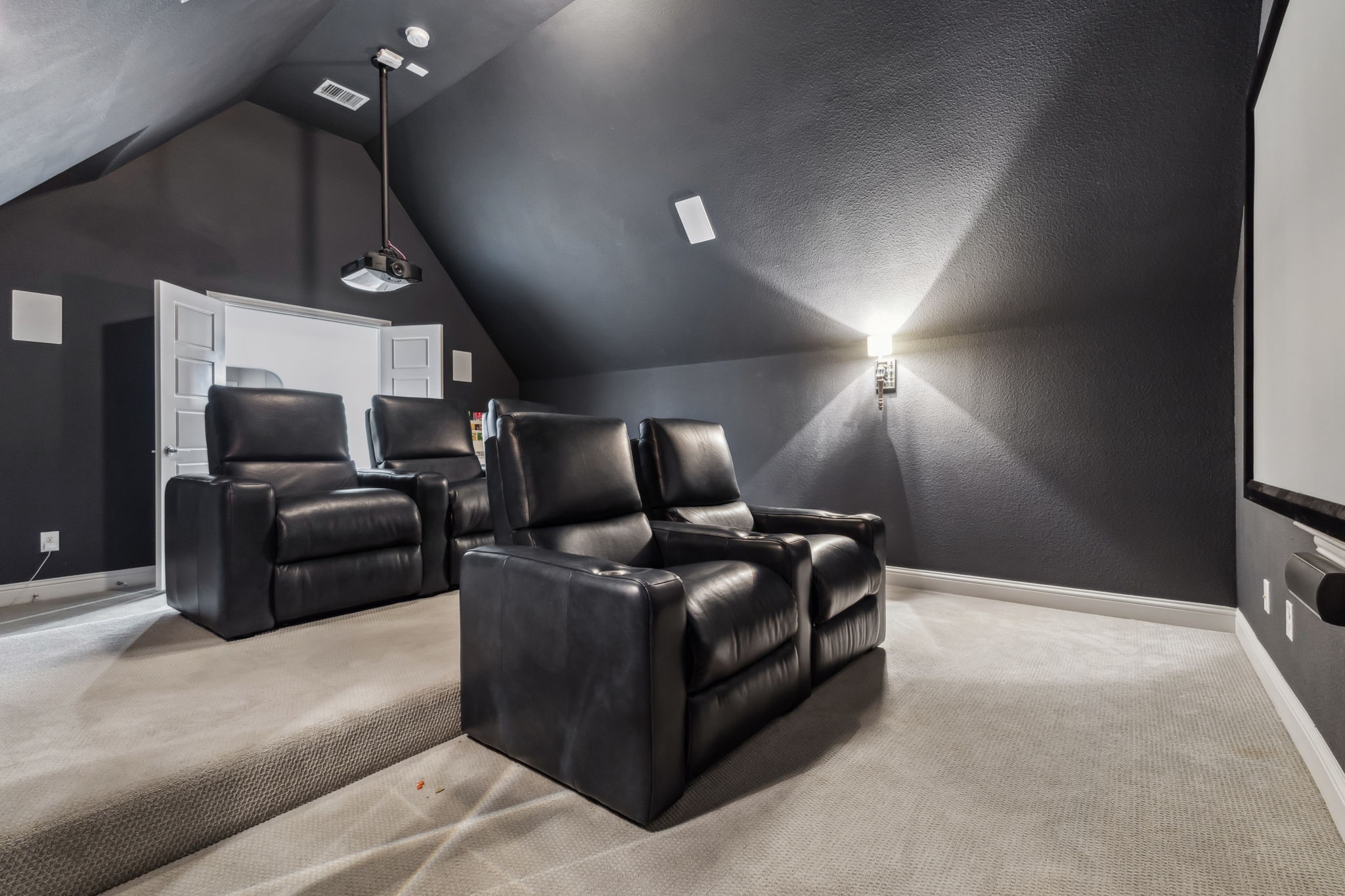 11118 Medallion Lane