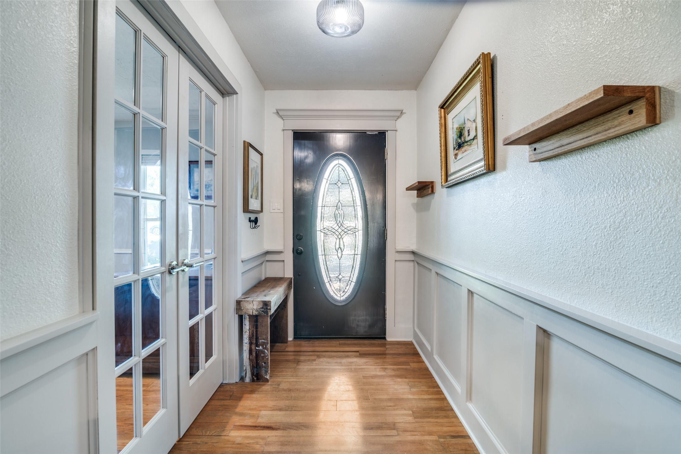 913 Lake Meadows Drive