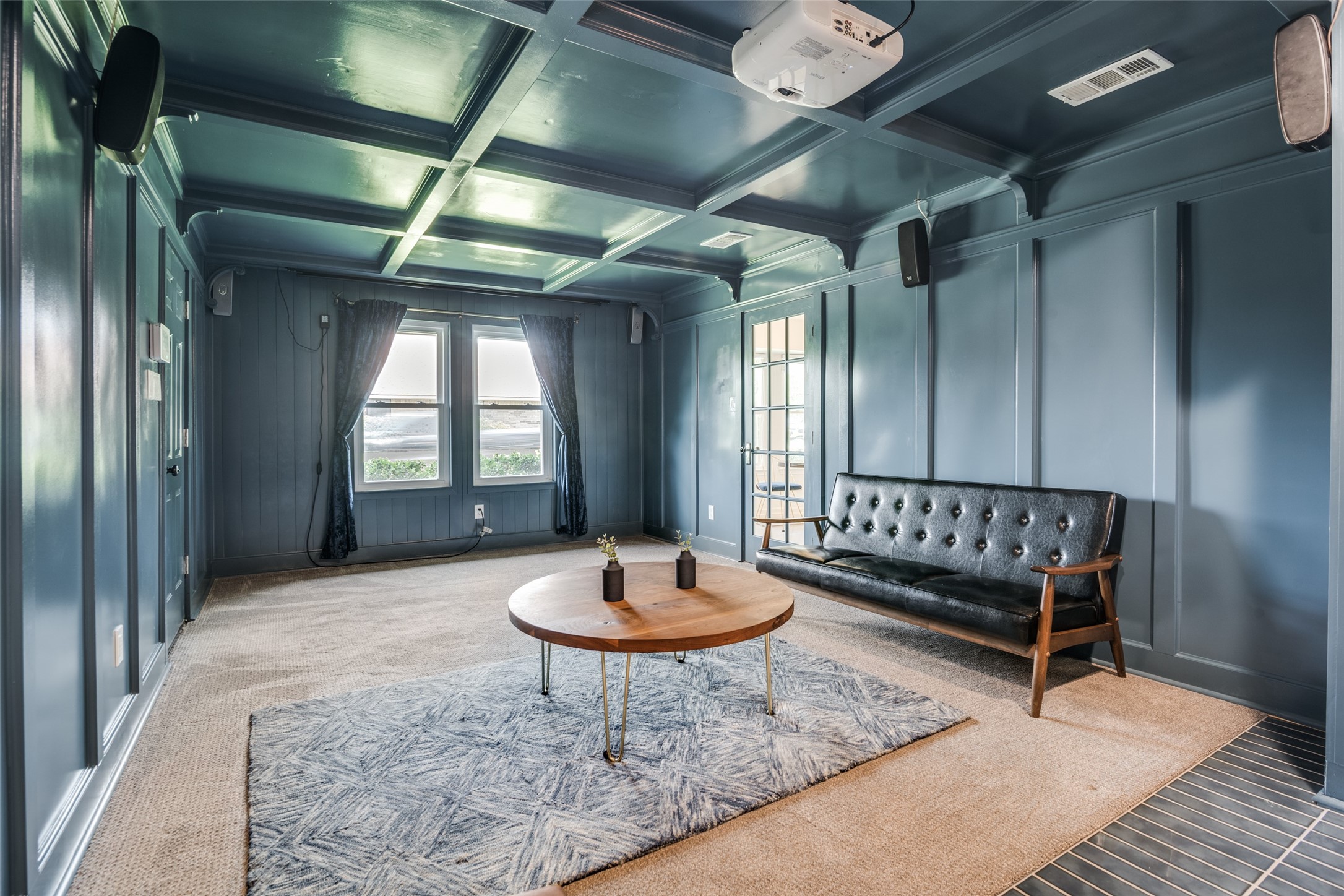 913 Lake Meadows Drive