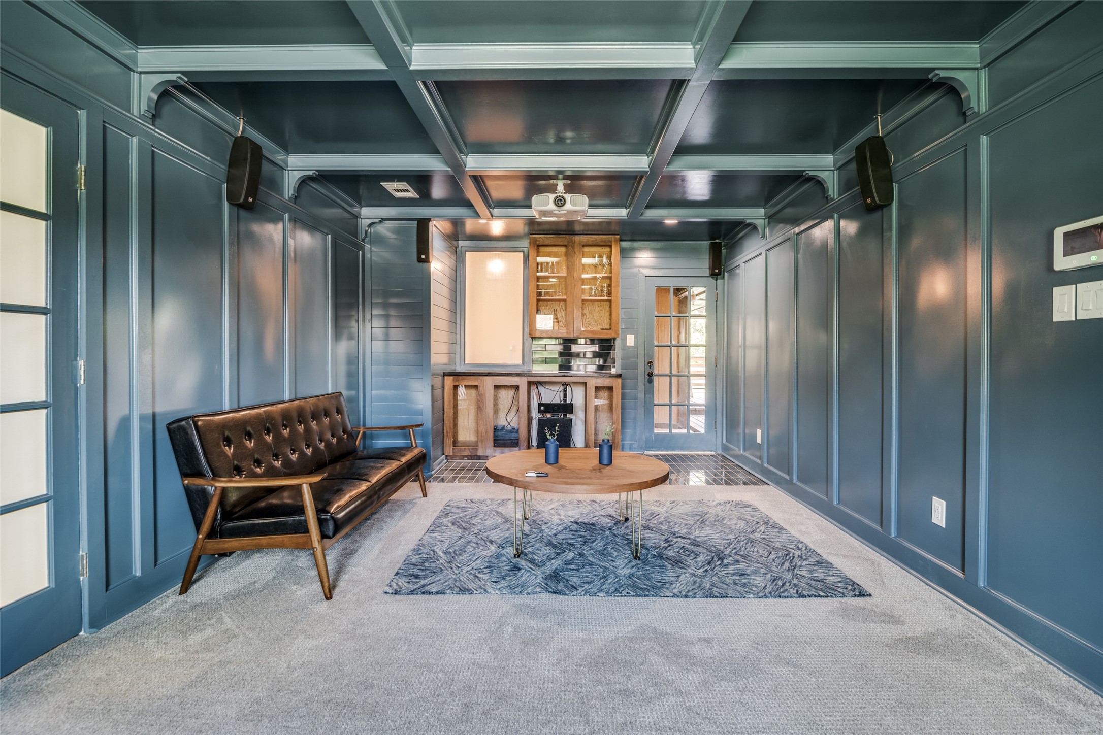 913 Lake Meadows Drive